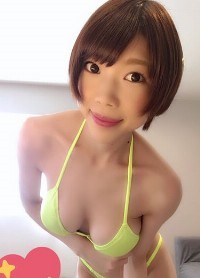 日向菜菜子